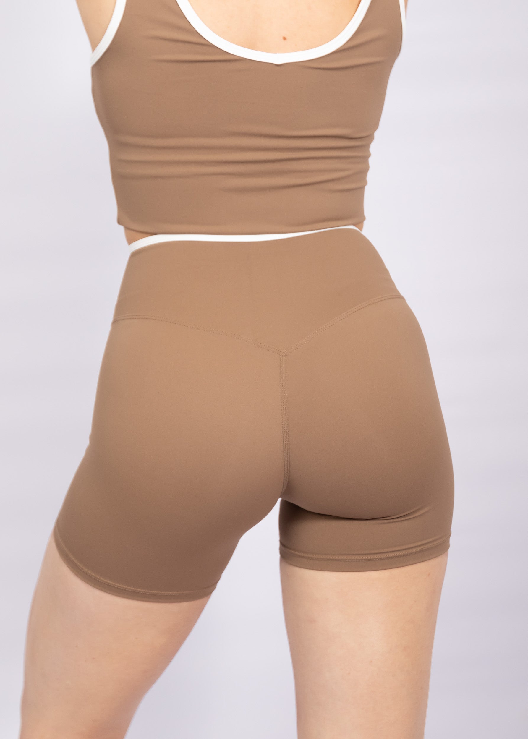 Ember V – Shorts
