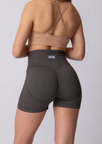 Seamless Breeze Shorts