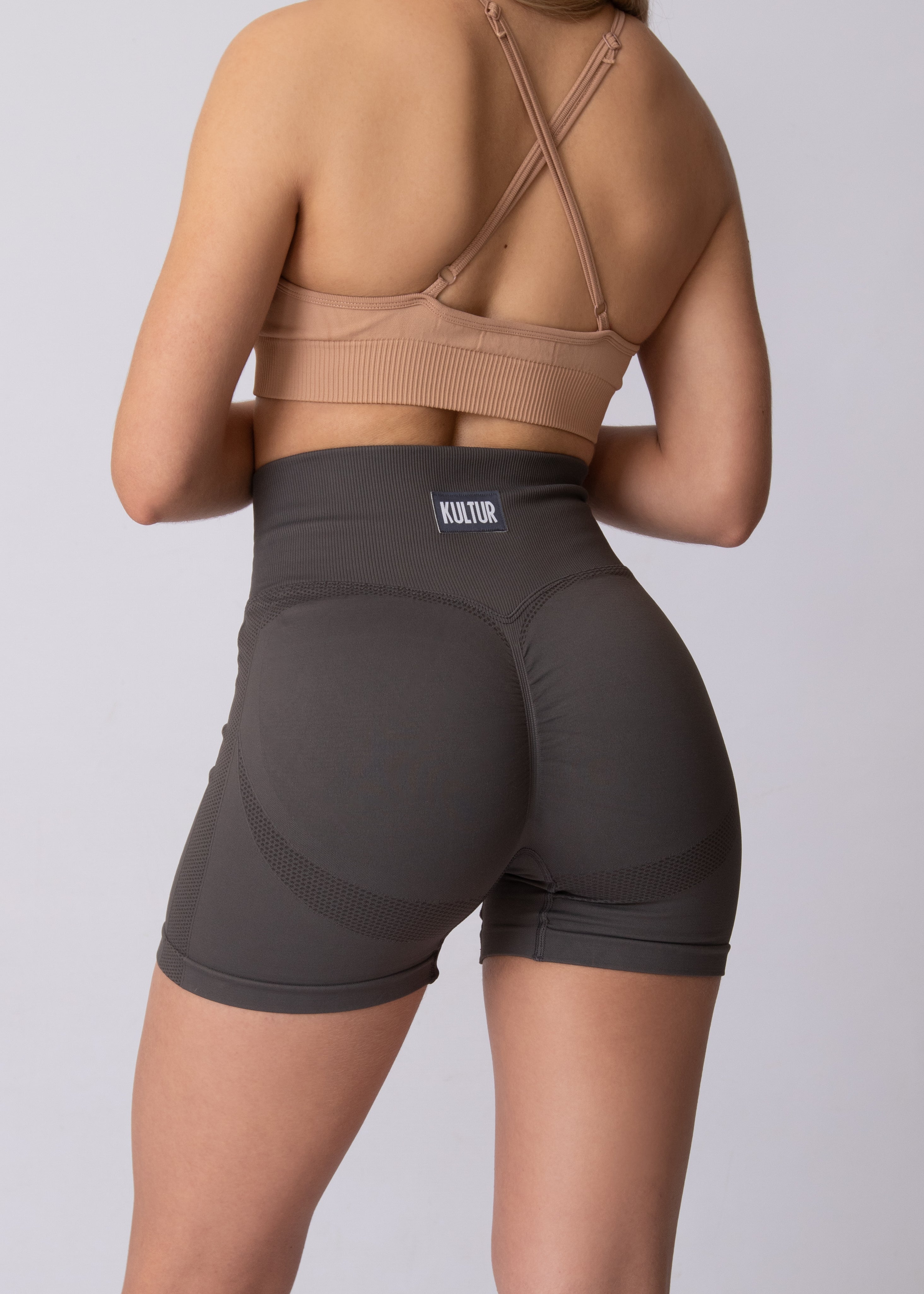 Seamless Breeze Shorts