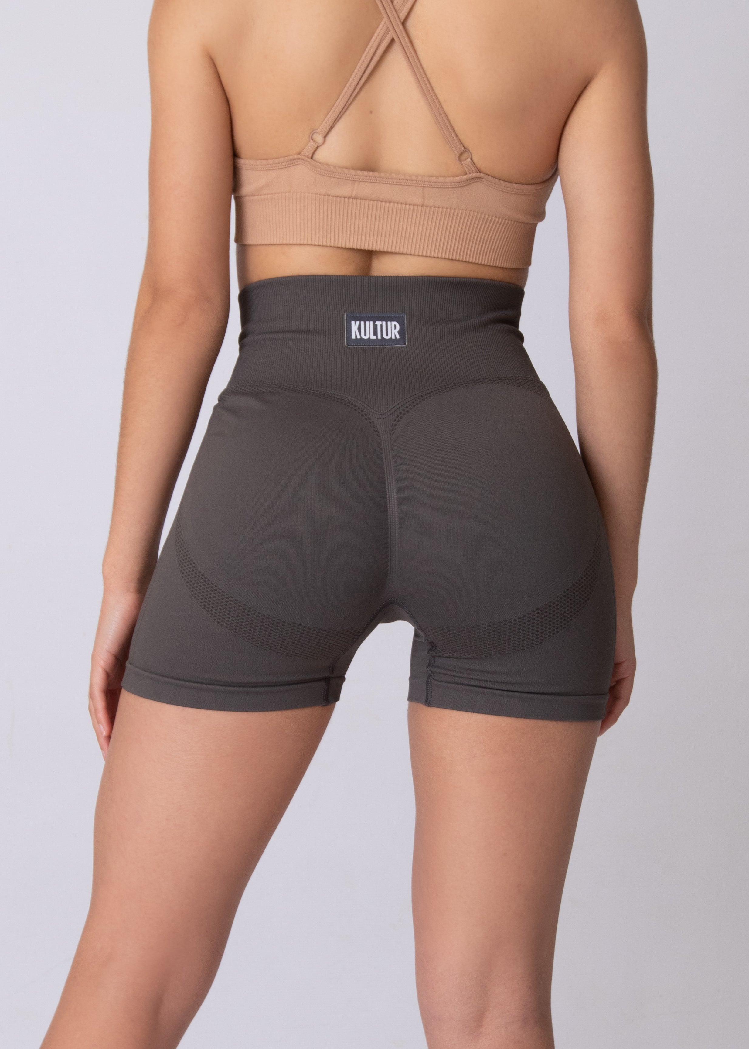 Seamless Breeze Shorts